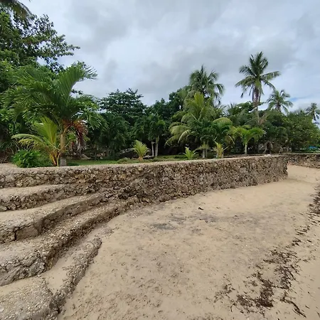 Palaboy Skatecamp Native House Beach Resort