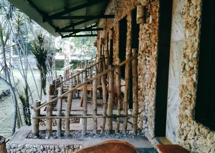 Palaboy Skatecamp Native House リゾート Daanbantayan